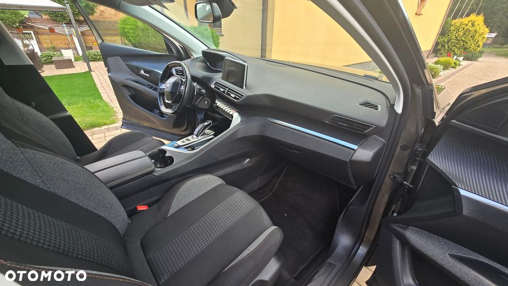 Peugeot 5008 1.5 BlueHDi Active Pack S&S EAT8 - 16