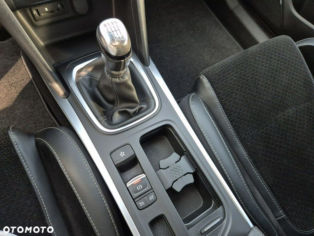 Renault Megane ENERGY TCe 130 INTENS - 18