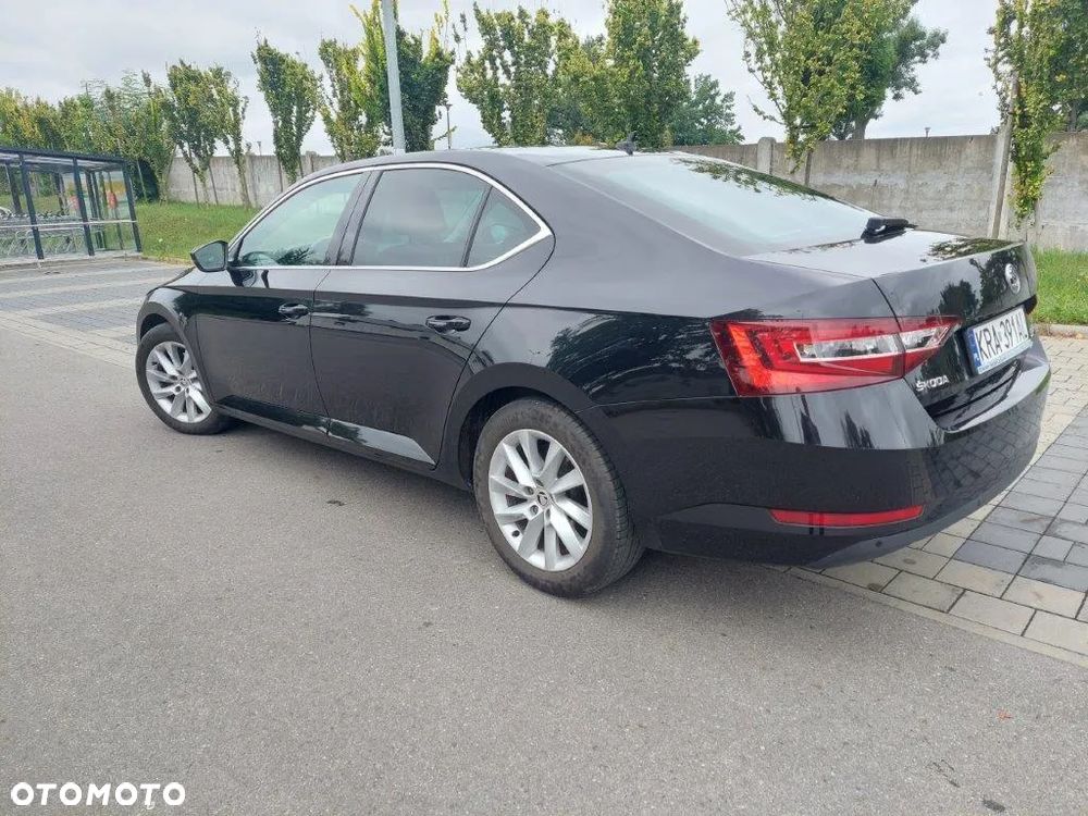 Skoda Superb 2.0 TDI 4x4 Style DSG - 2
