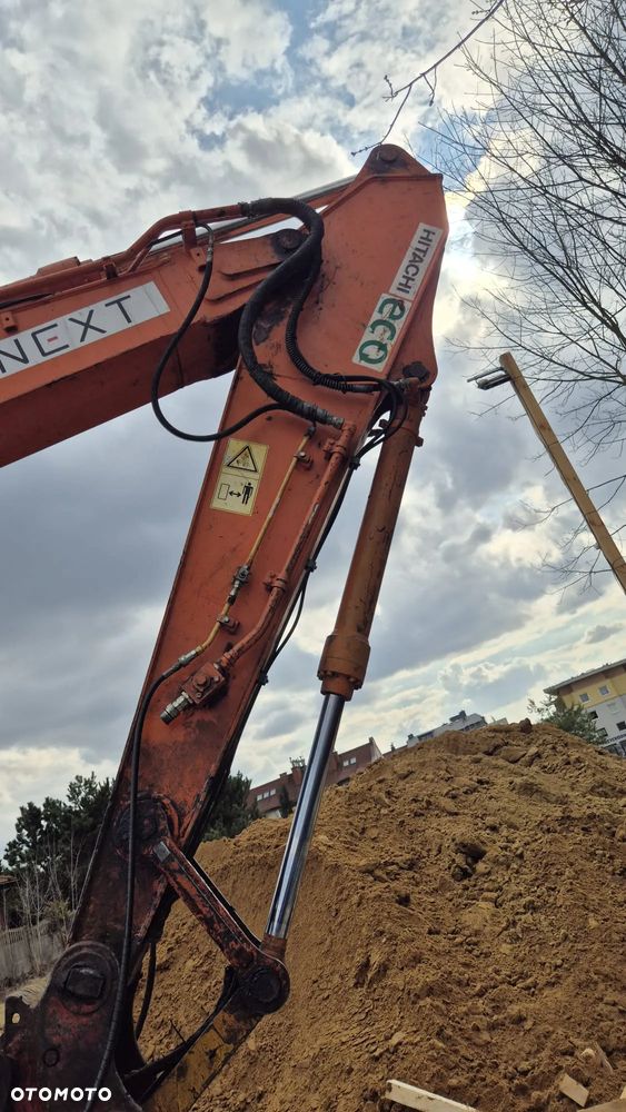 Hitachi ZX210LC-5B - 5