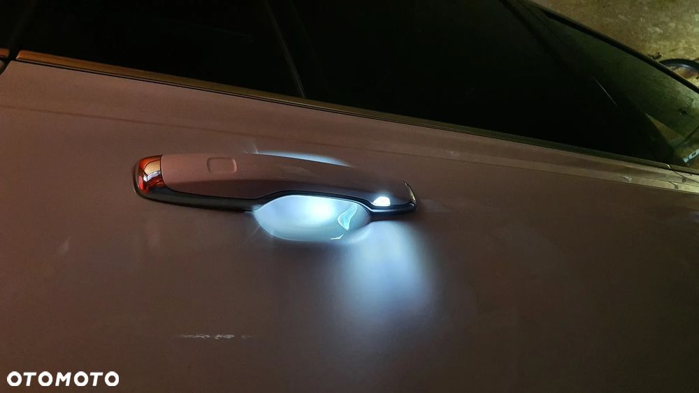 Volvo XC 90 - 30