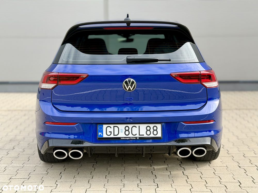 Volkswagen Golf - 16