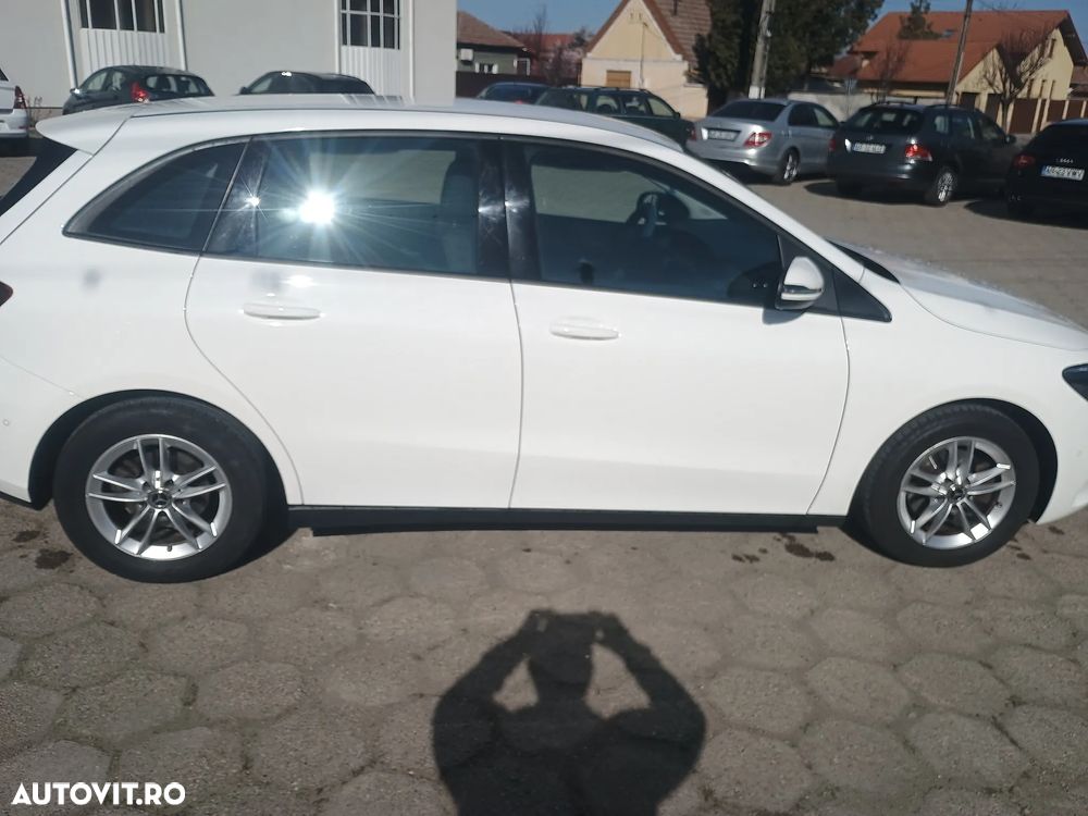 Mercedes-Benz B 180 - 3