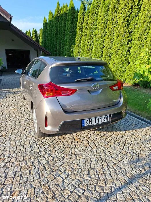 Toyota Auris 1.4 D-4D Premium - 6