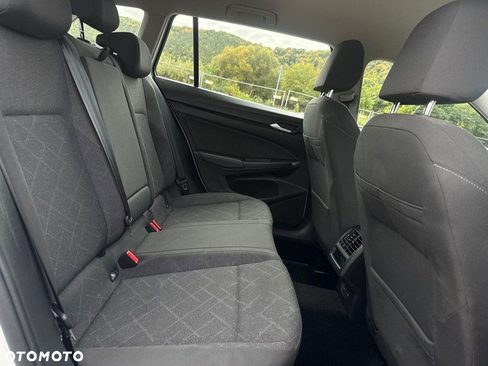 Volkswagen Golf 2.0 TDI Life - 32