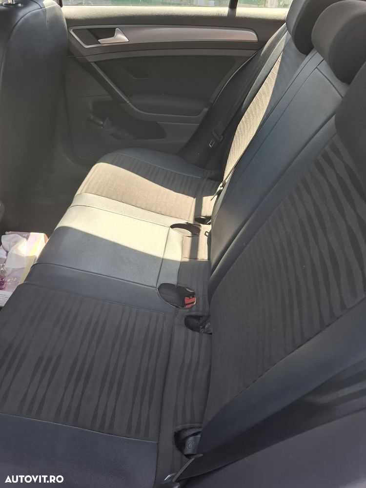 Volkswagen Golf 1.6 TDI BMT Trendline - 11