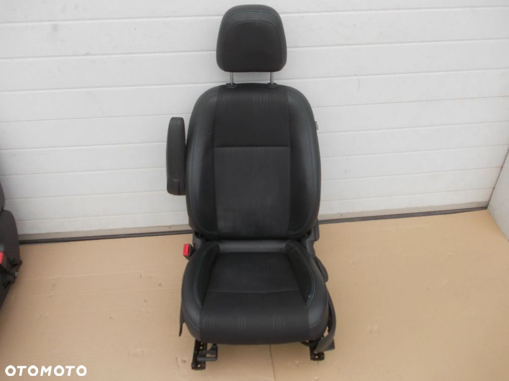 Komplet foteli Chevrolet Trax europa - 10