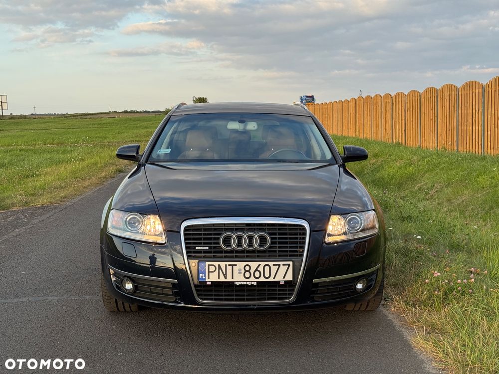 Audi A6 Avant 4.2 FSI Quattro Tiptronic - 11