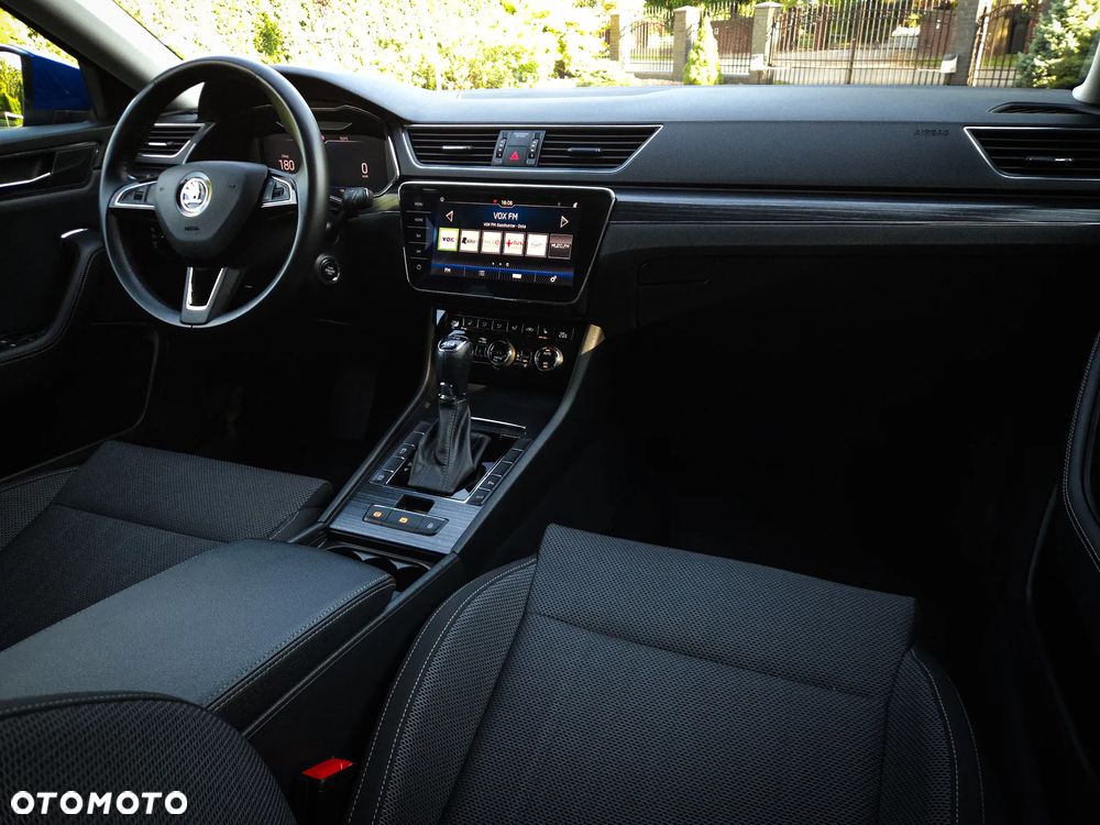 Skoda Superb 2.0 TDI SCR 4x4 Ambition DSG - 31