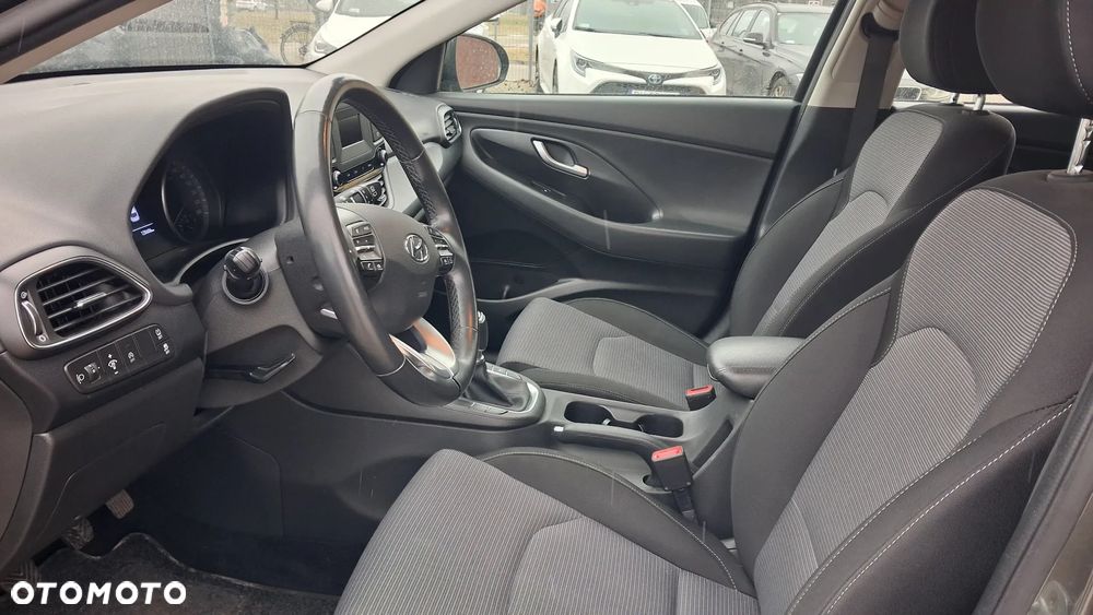 Hyundai i30 1.5 DPI Modern - 9