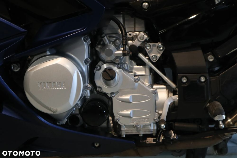 Yamaha FJR - 7