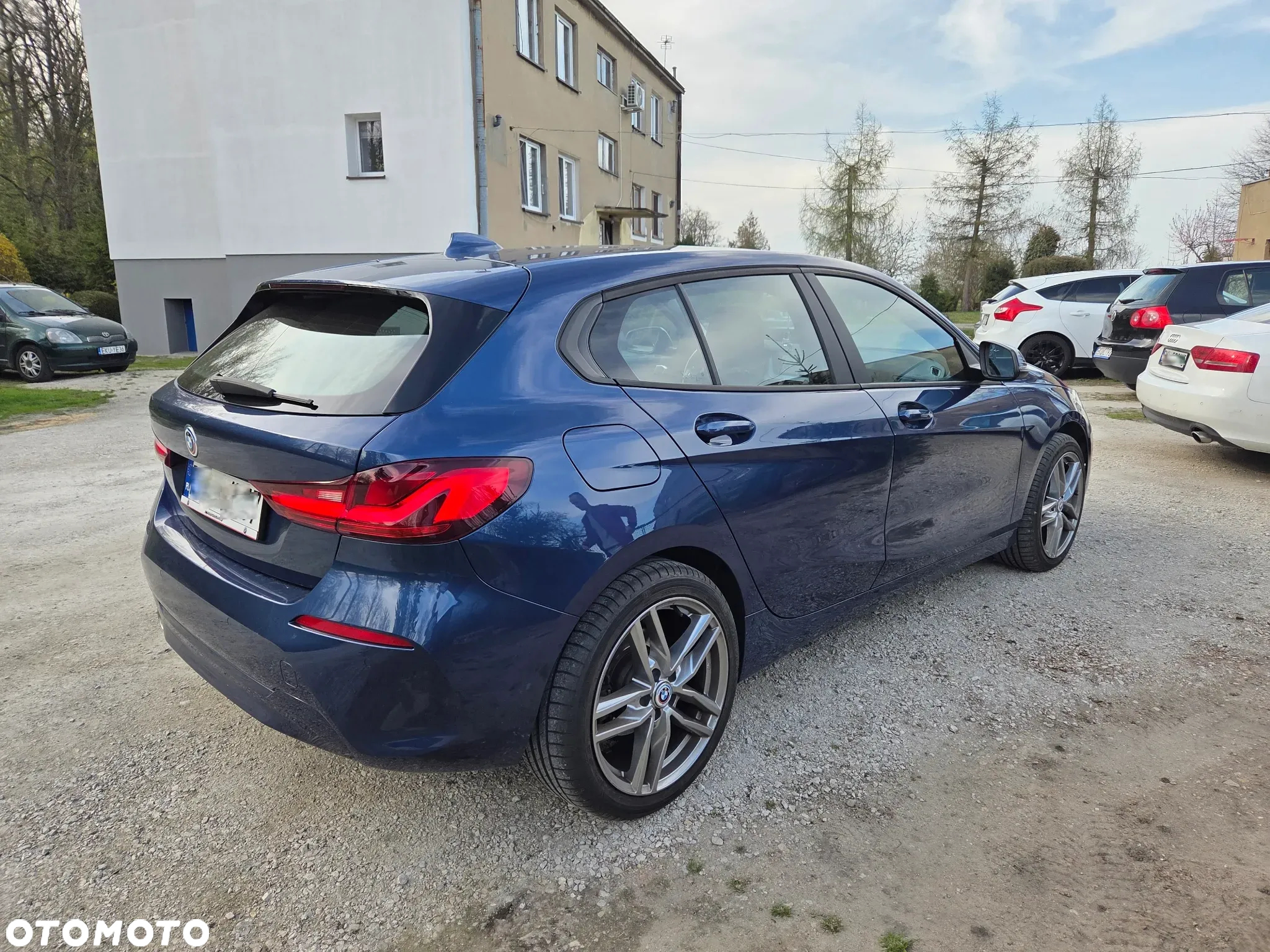 BMW Seria 1 118i - 3
