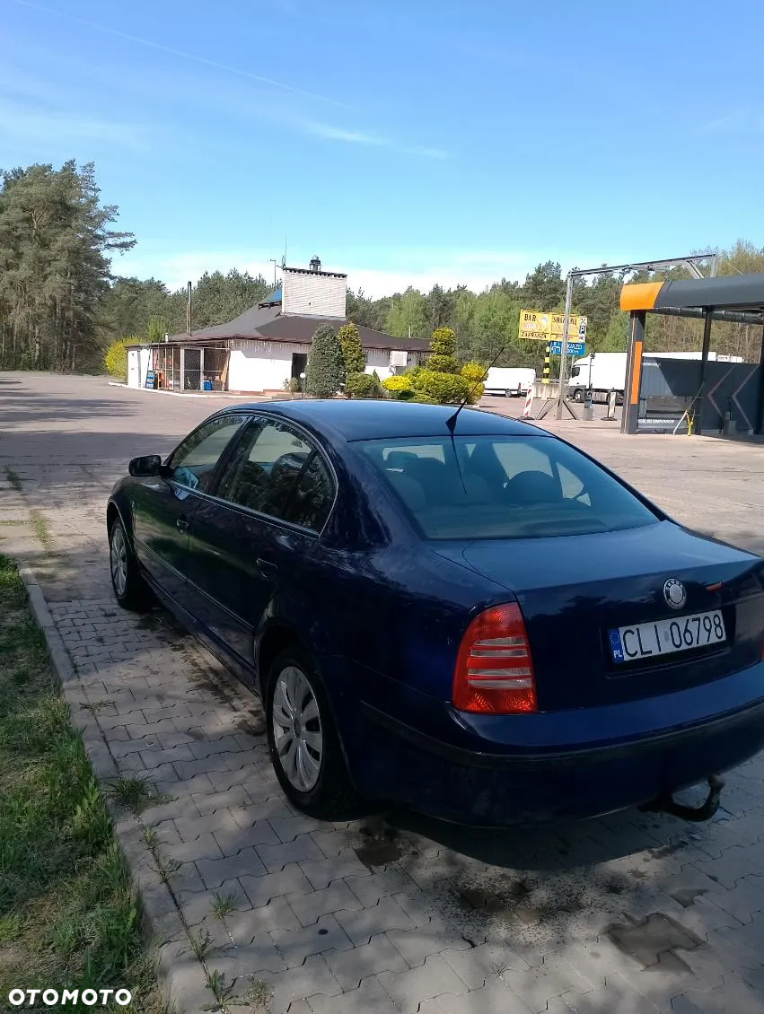 Skoda Superb 2.0 Classic - 5