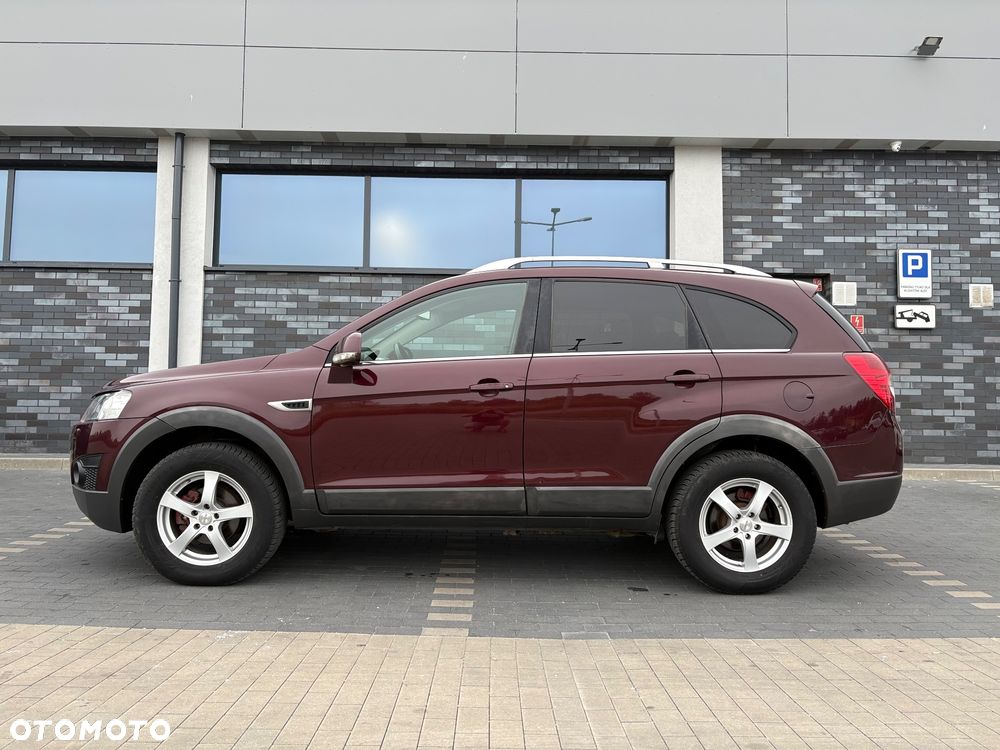 Chevrolet Captiva 2.2 D LT+ - 4