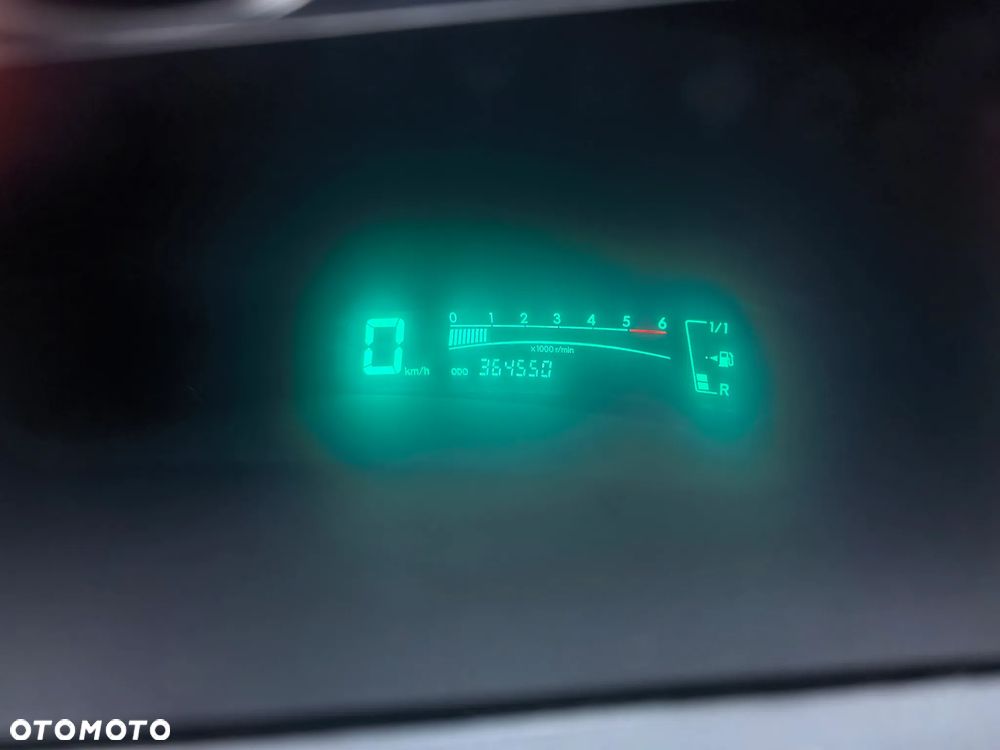 Toyota Yaris 1.4 D-4D Luna - 17