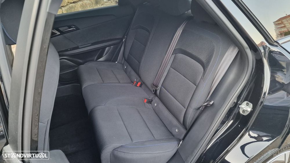 MG MG4 64 kWh Comfort - 30