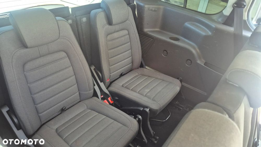 Ford Tourneo Connect 1.5 EcoBlue Trend PowerShift - 22