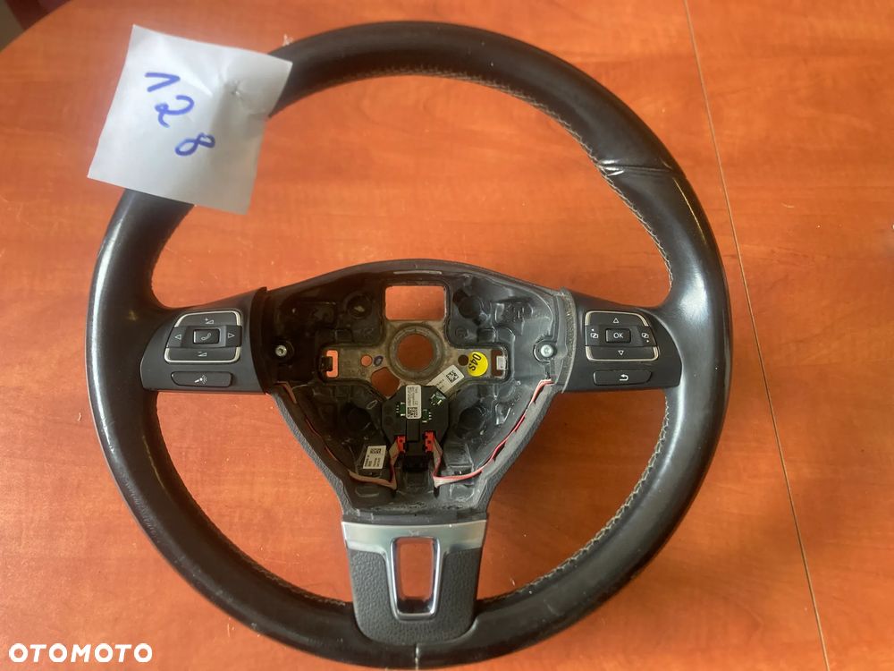 Kierownica multifunkcyjna skóra VW Volkswagen 5k0959542C - 1