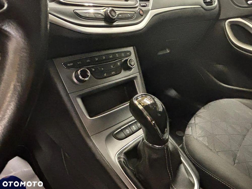 Opel Astra - 12