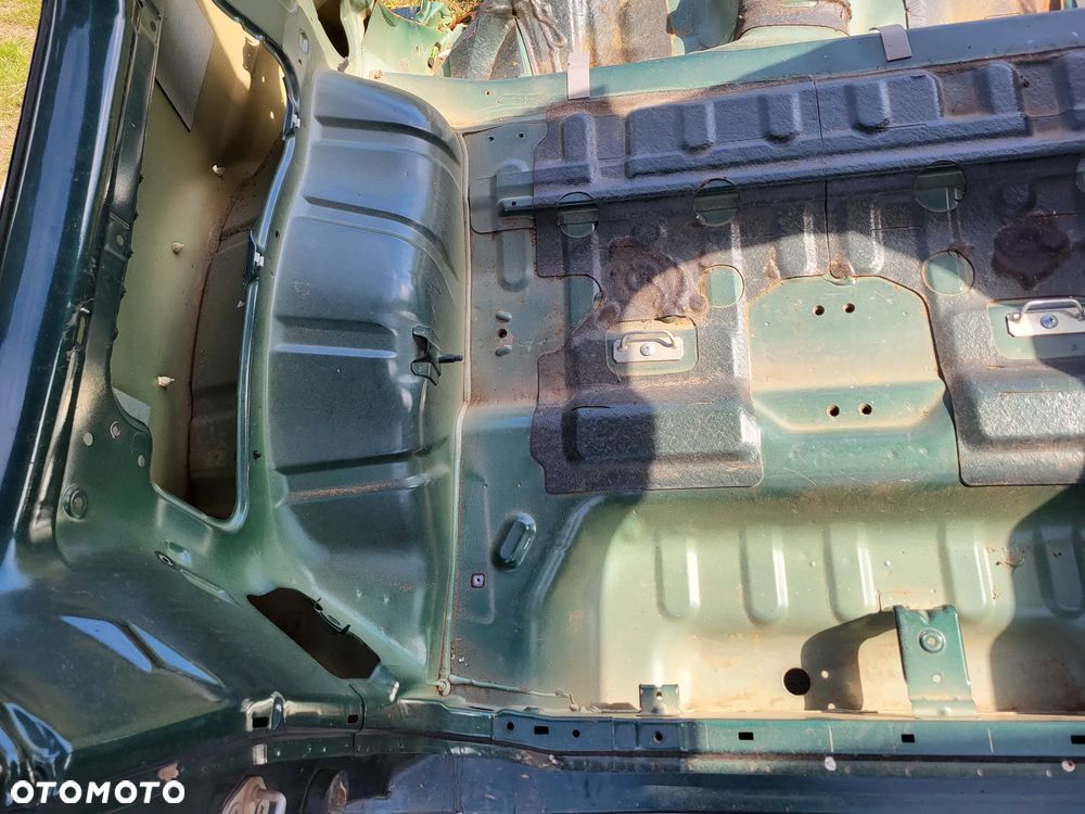 Suzuki Jimny Podłoga Bagażnika Błotnik Pas Tylny - 8