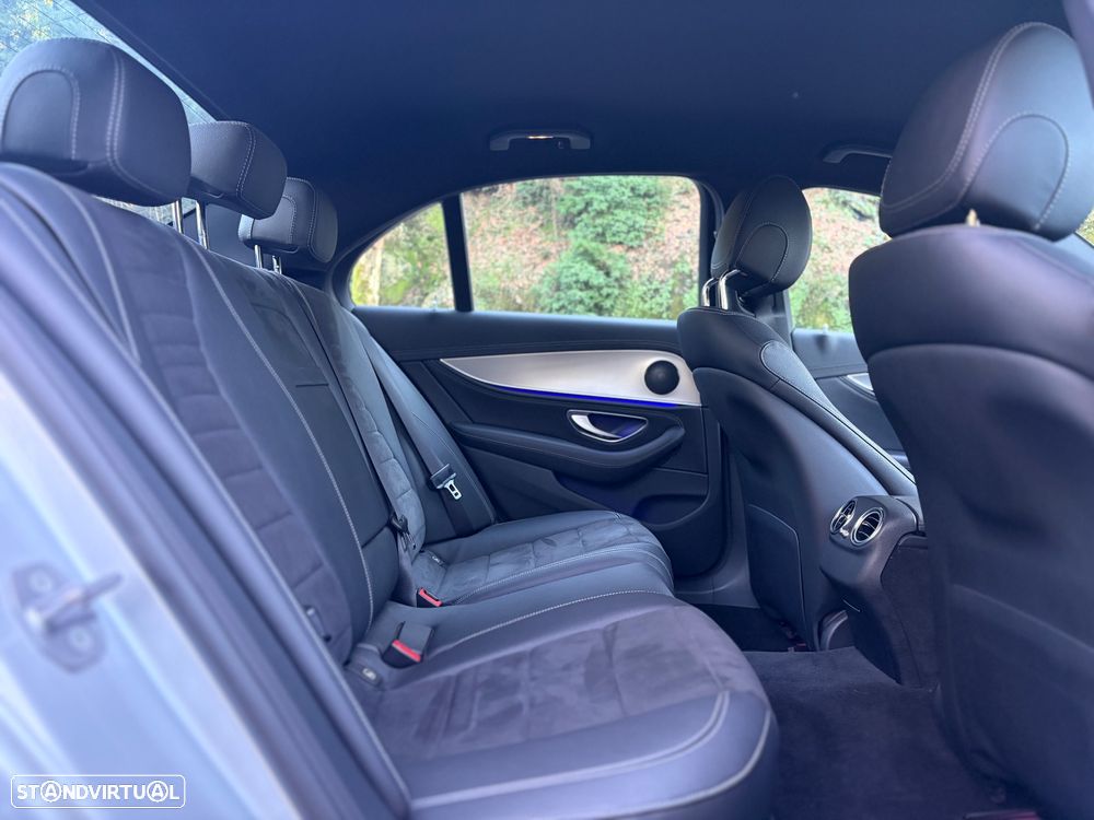 Mercedes-Benz E 220 d AMG Line - 18