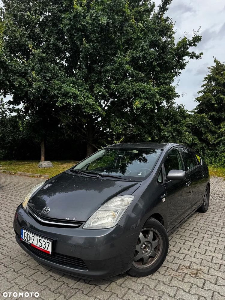 Toyota Prius 1.5 VVT-i Sol (nav) - 1