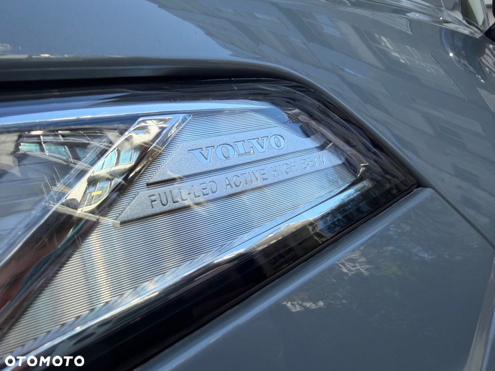 Volvo XC 90 T8 AWD Recharge Ultimate Dark - 10