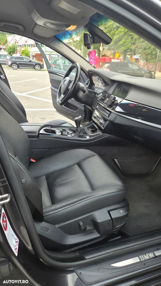 BMW Seria 5 520d - 14