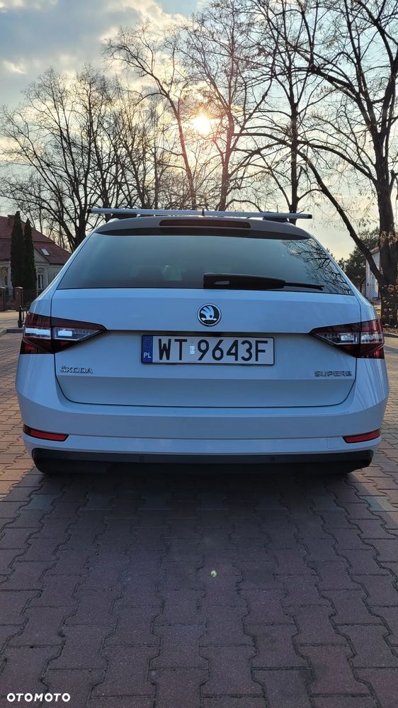 Skoda Superb 1.8 TSI L&K - 9
