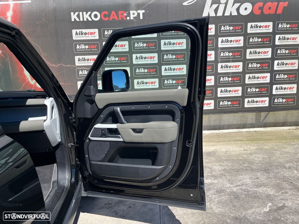 Land Rover Defender 2.0 P400e 110 AWD SE - 47