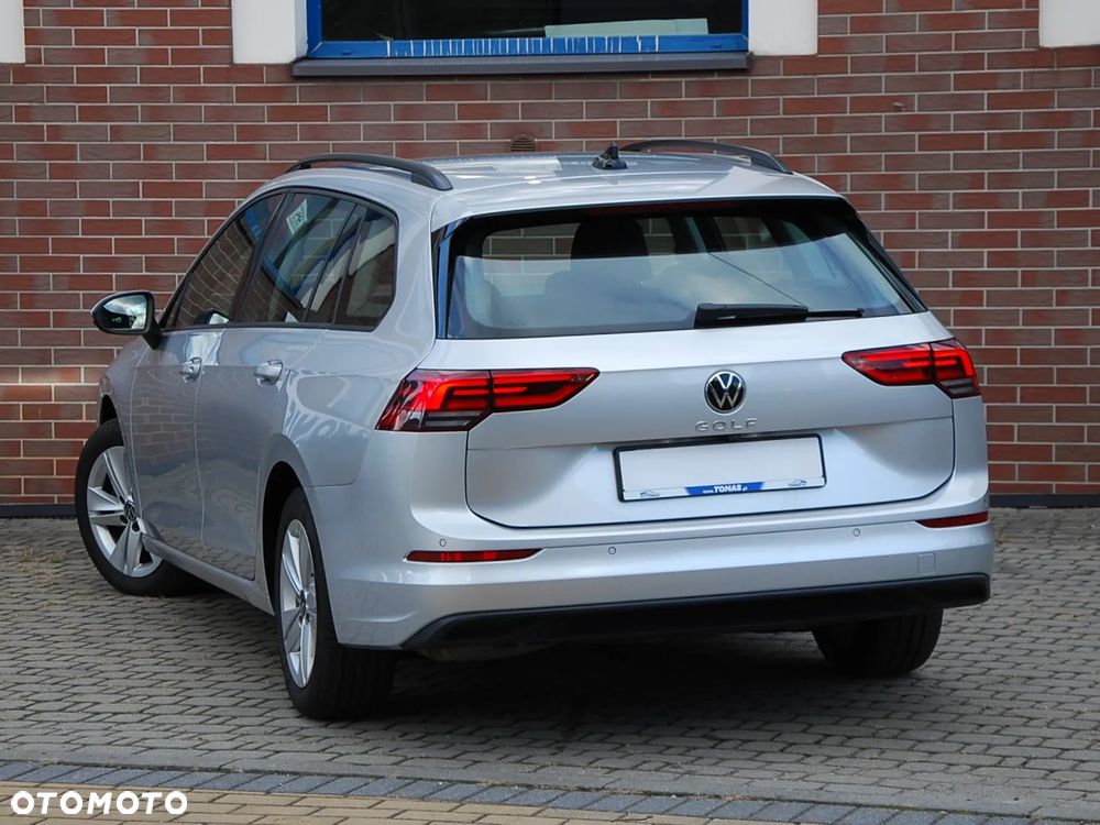 Volkswagen Golf - 25