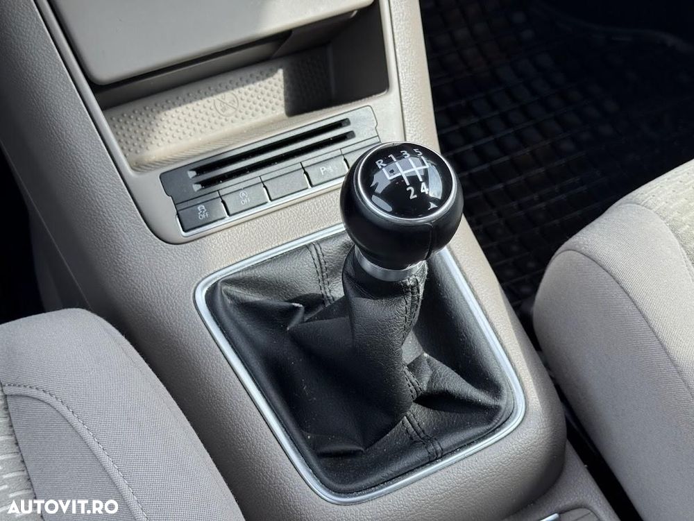 Volkswagen Golf Plus - 19