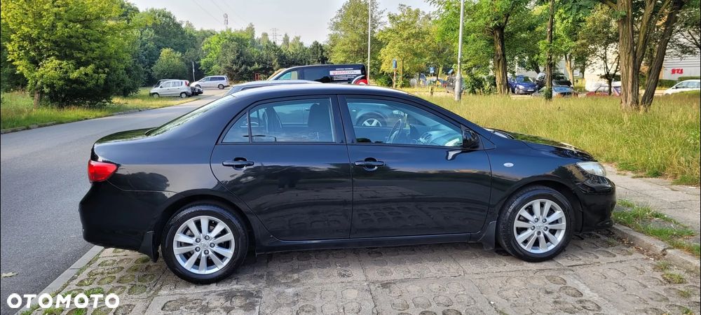 Toyota Corolla 2.0 D-4D Prestige - 2