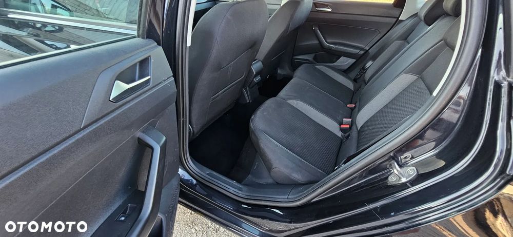 Volkswagen Polo - 14