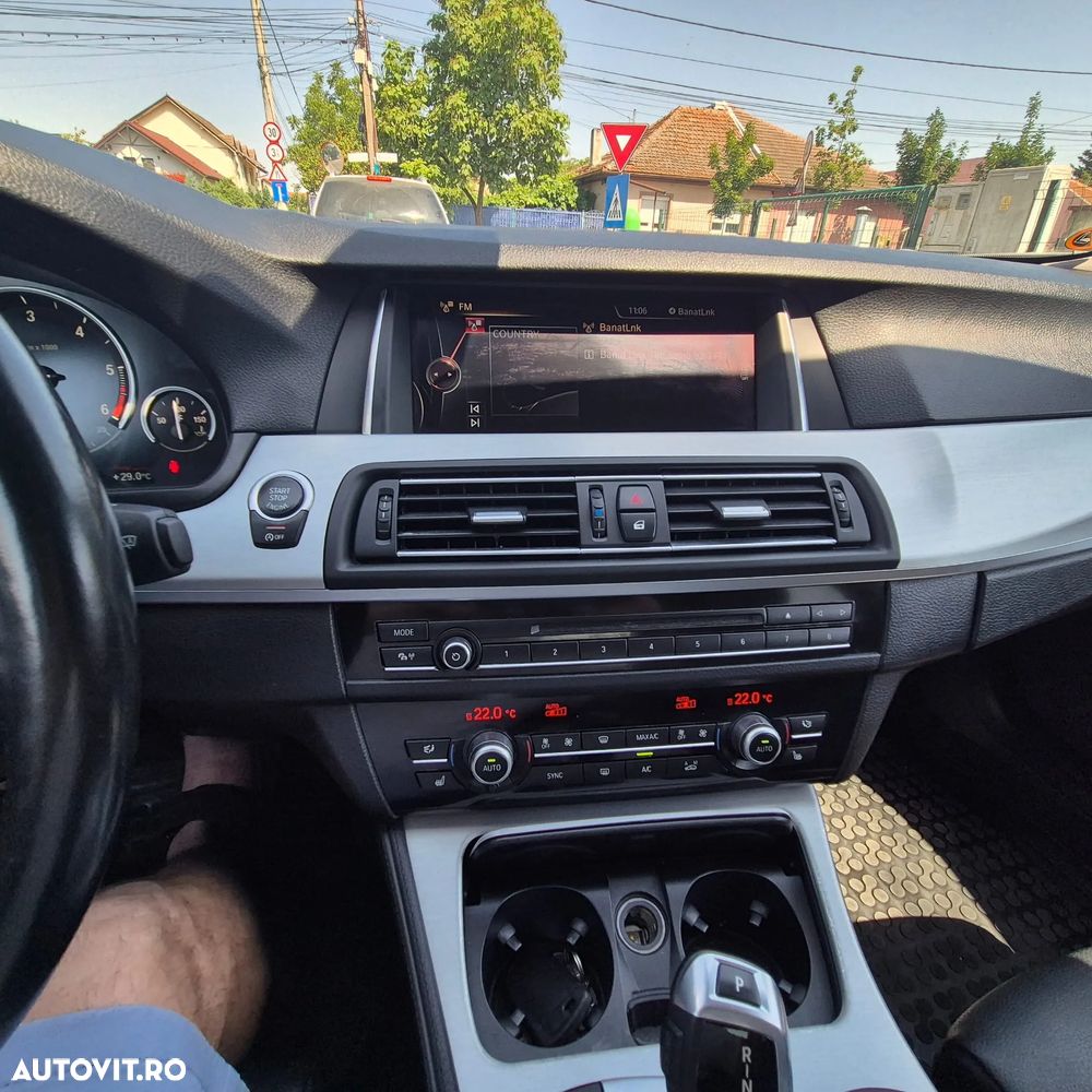 BMW Seria 5 520d xDrive Aut. - 14