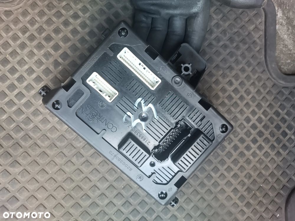 MODUŁ STEROWNIK BCM RENAULT CLIO III 8200343733 - 3