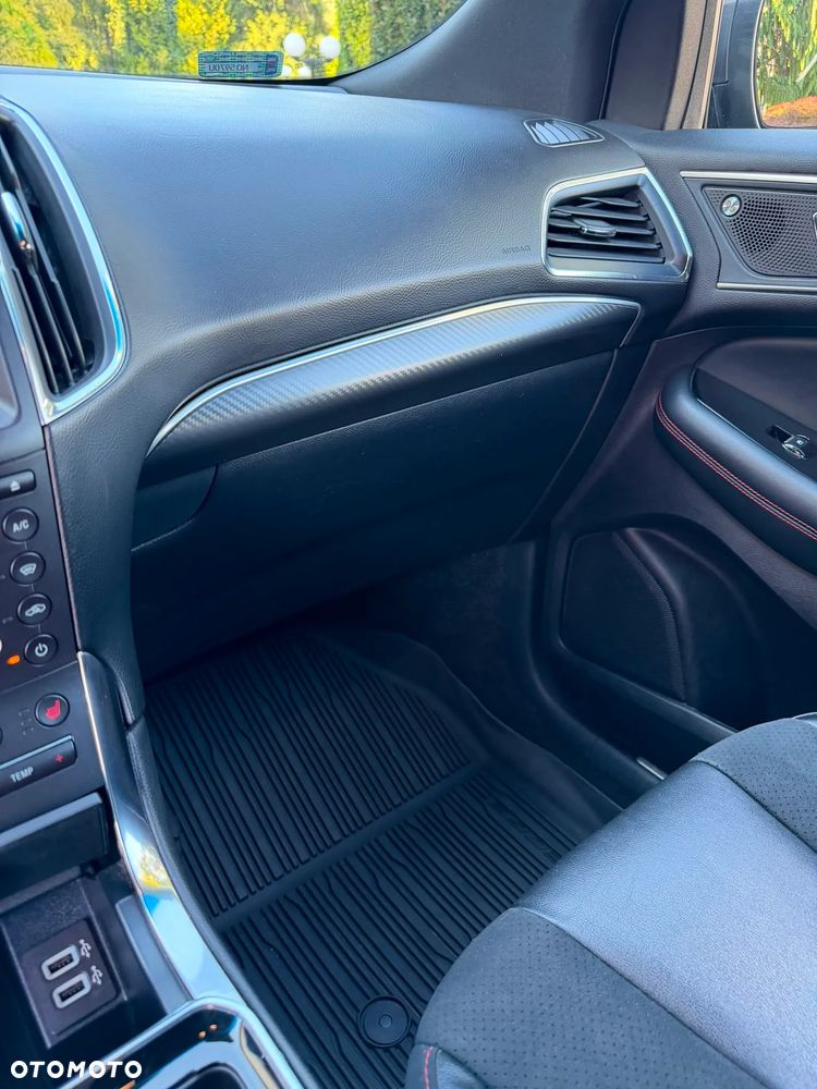 Ford Edge 2.0 EcoBlue Twin-Turbo 4WD ST-Line - 15