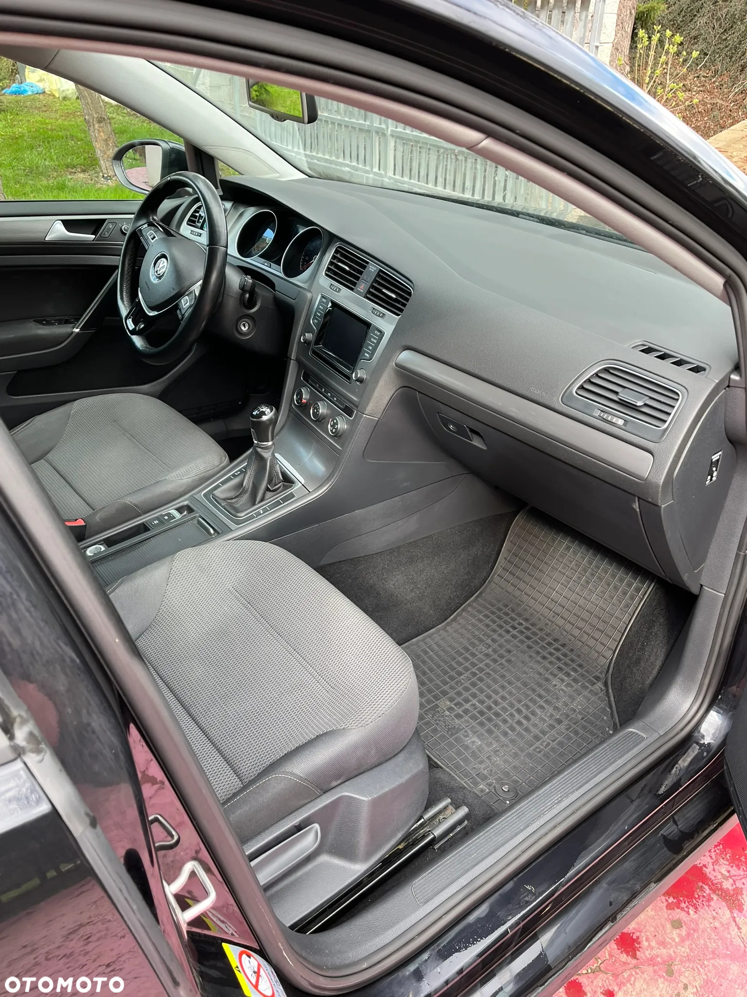 Volkswagen Golf VI 1.2 TSI BlueMot Comfortline - 4