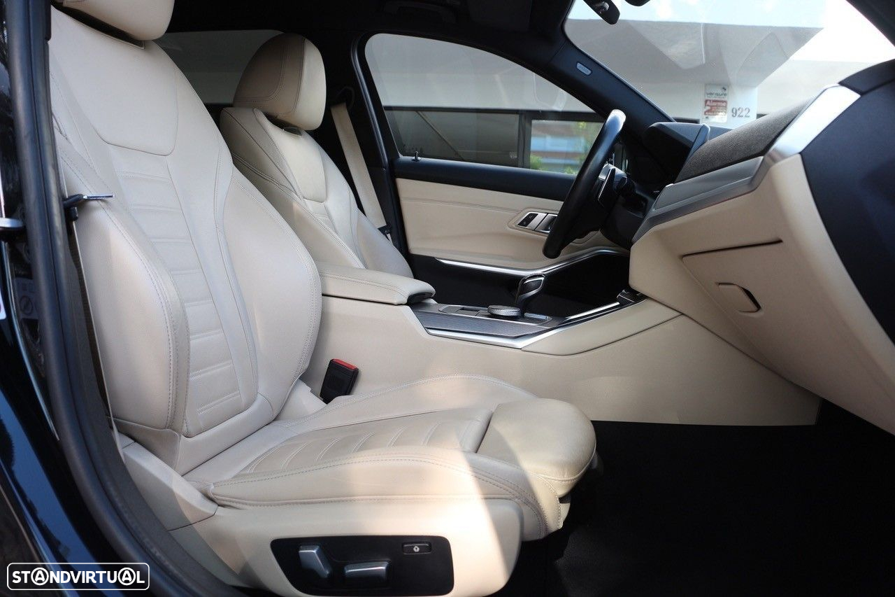 BMW 320 d Touring Pack M Auto - 19