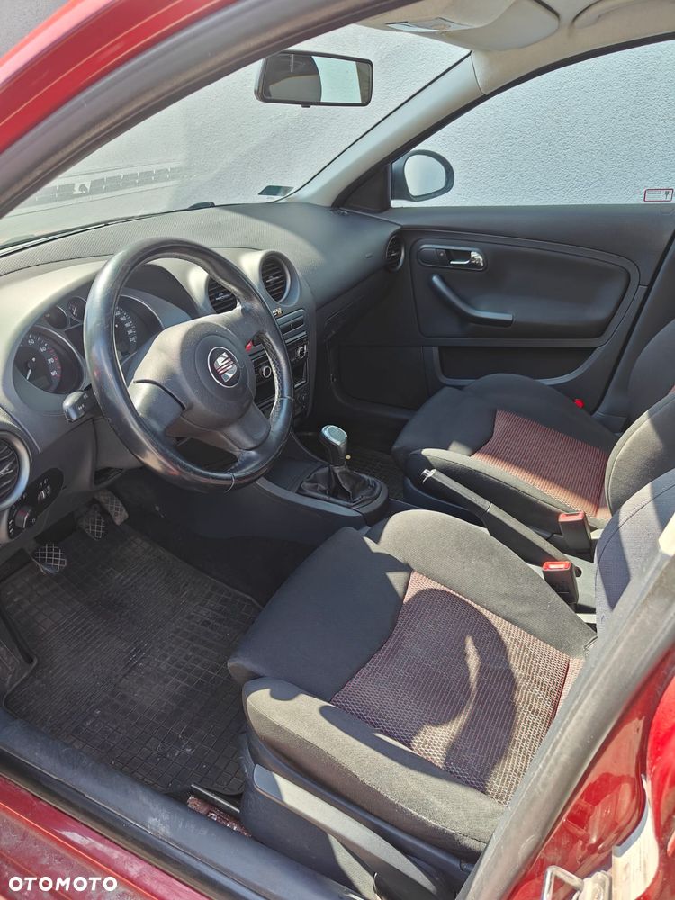 Seat Ibiza 1.4 16V Sport Edition - 5