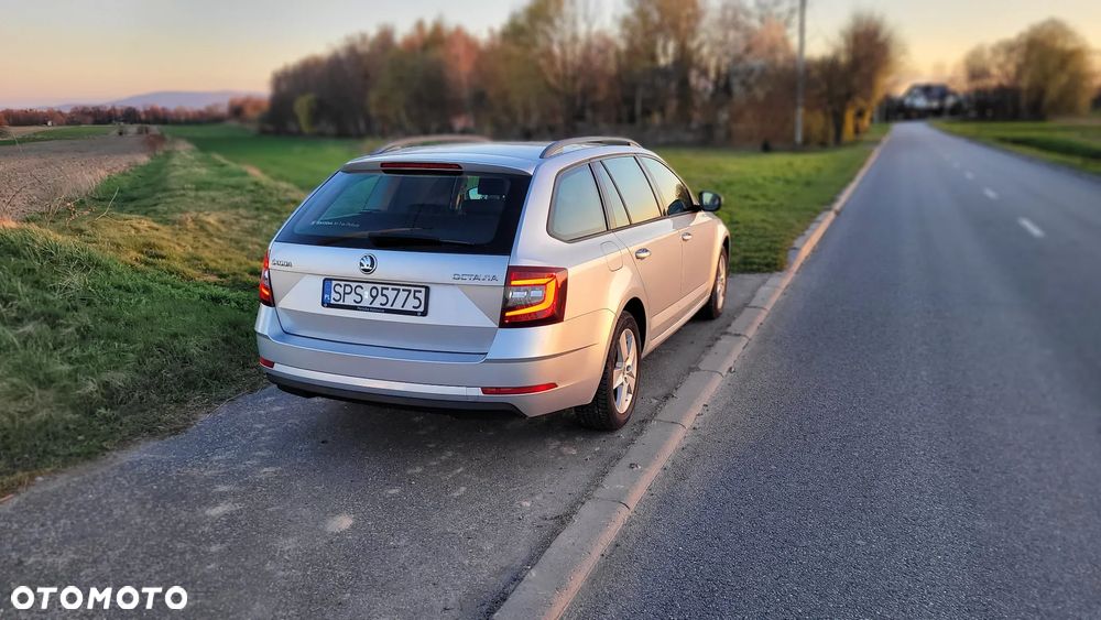 Skoda Octavia 1.6 TDI Ambition - 7