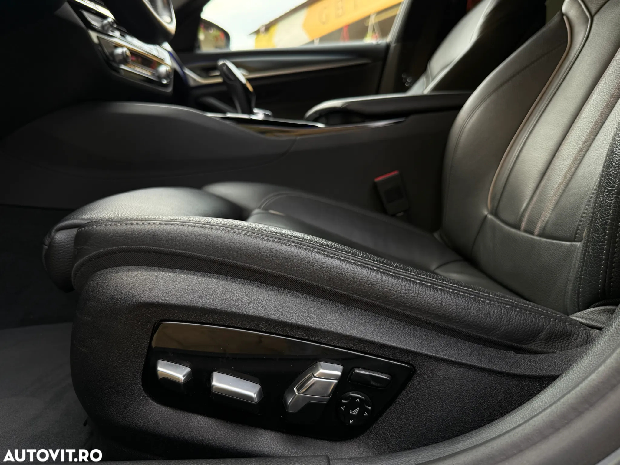 BMW Seria 5 530d AT MHEV - 19