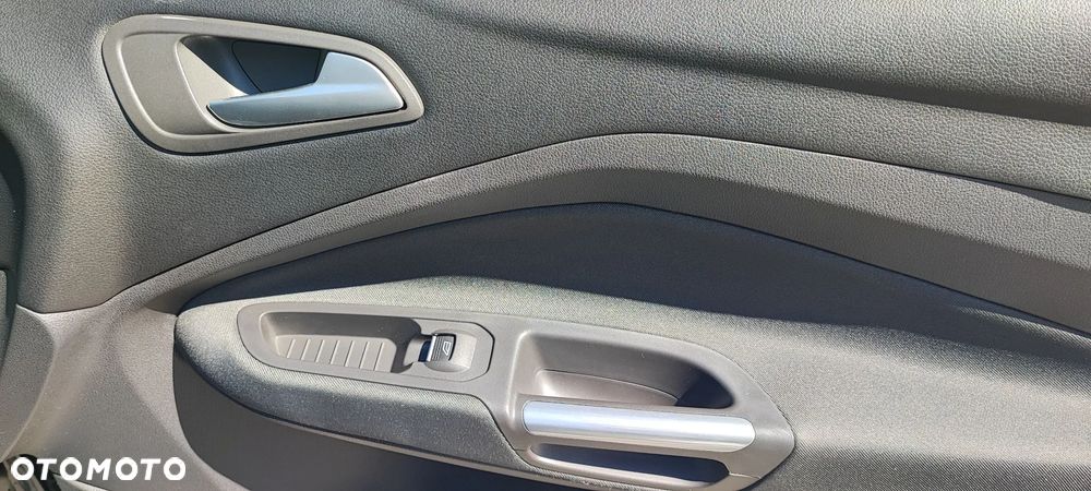 Ford C-MAX 1.5 EcoBoost Start-Stop-System Titanium - 37