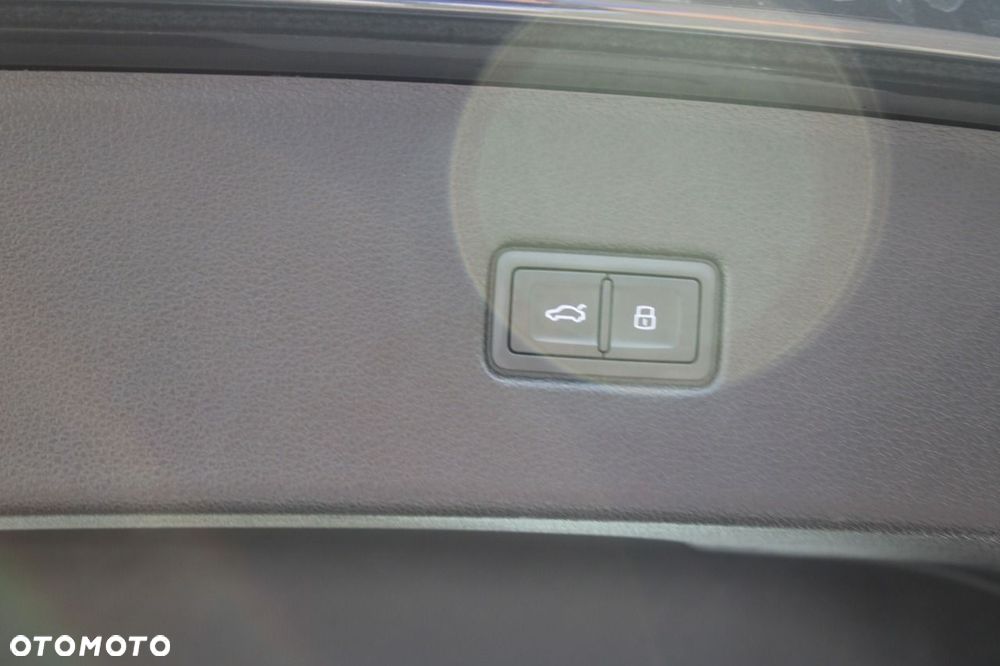 Audi Q5 Sportback - 14