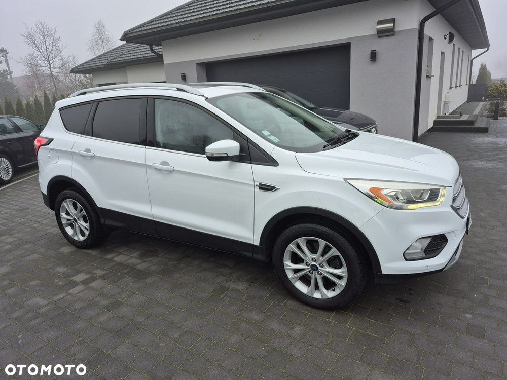 Ford Kuga - 3
