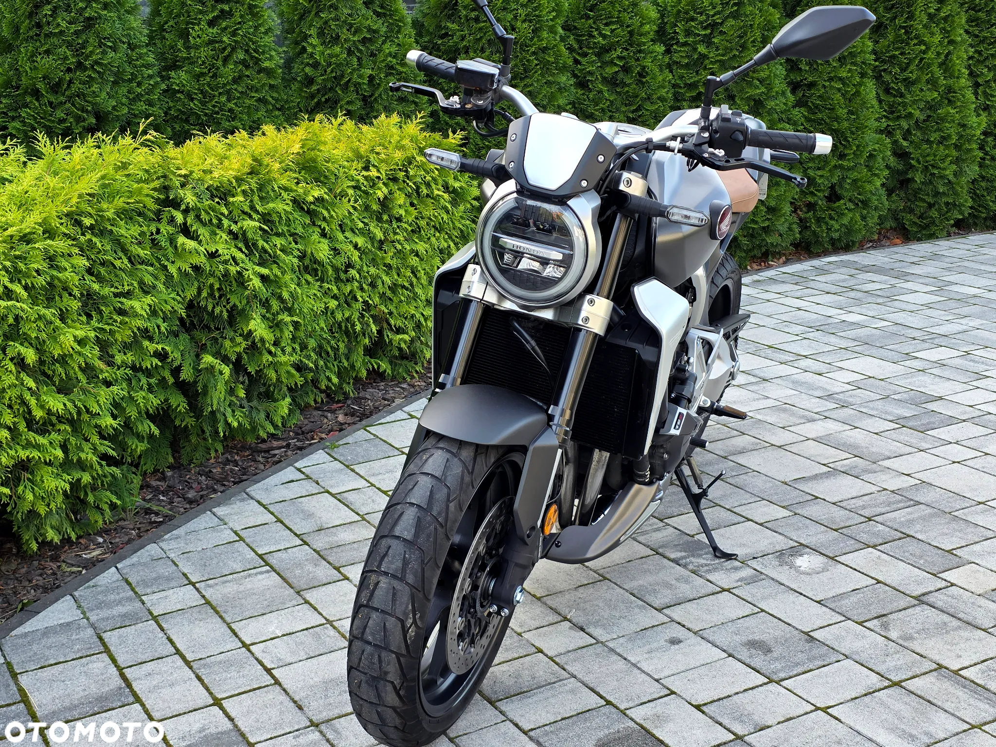 Honda CB - 27