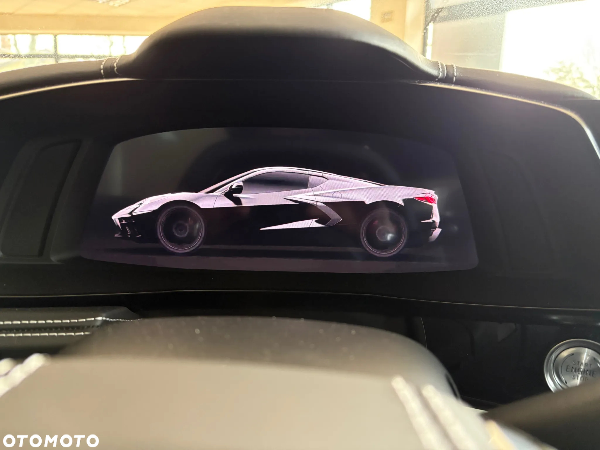 Chevrolet Corvette - 12