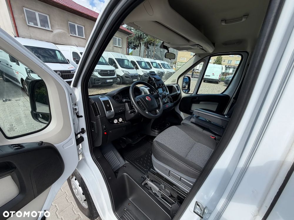 Fiat DUCATO 2.3 MultiJet 150KM Euro-6 IZOTERMA WINDA PALFINGER UDT do 2028r Poduszki zawieszenia tył pneumatyczne! + Kompresor DMC:3.5t Ładowność 950kg KONTENER DRZWI tył Skrzydłowe + Drzwi BOCZNE Spoiler - Owiewki boczne kabiny TUV Thuringen ISO , Tempomat, Klimatronik i więcej.. - 7