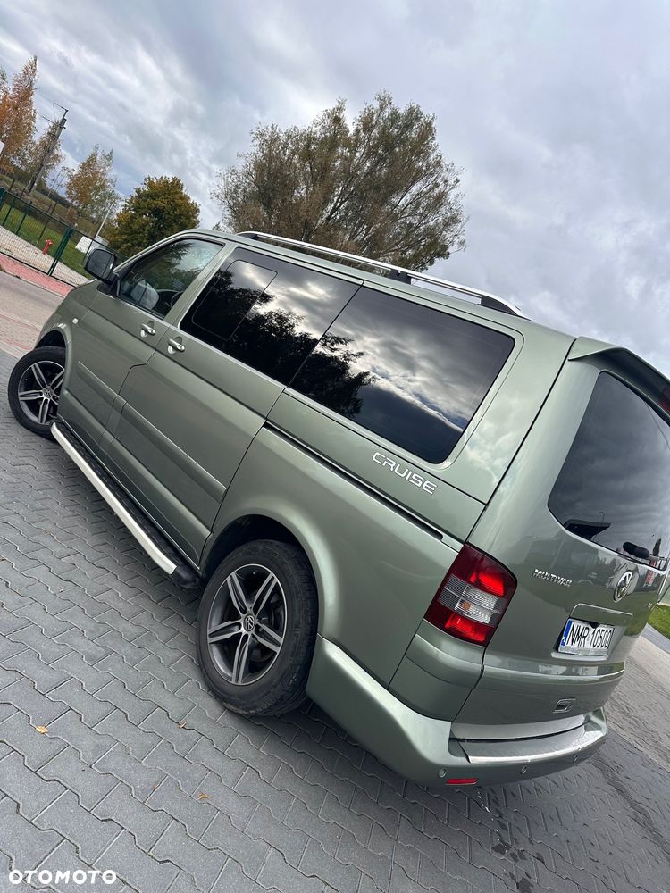 Volkswagen Multivan - 23