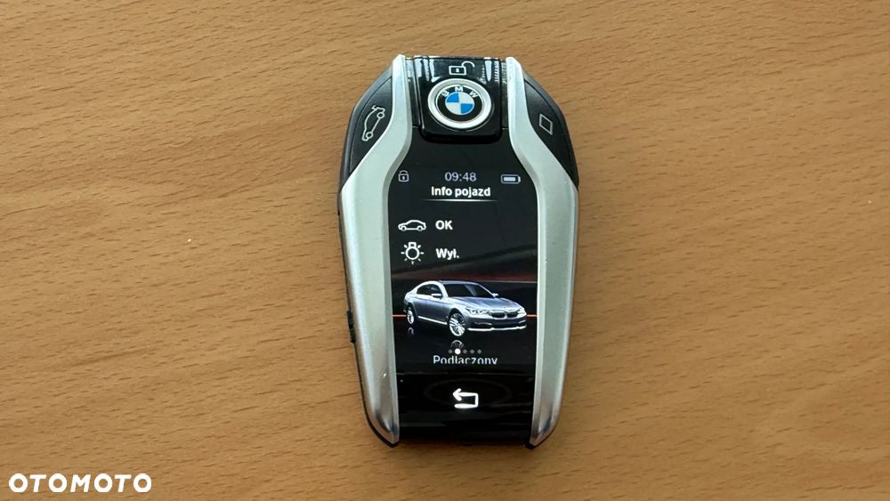 BMW Seria 7 750Li xDrive Edition Exclusive - 32